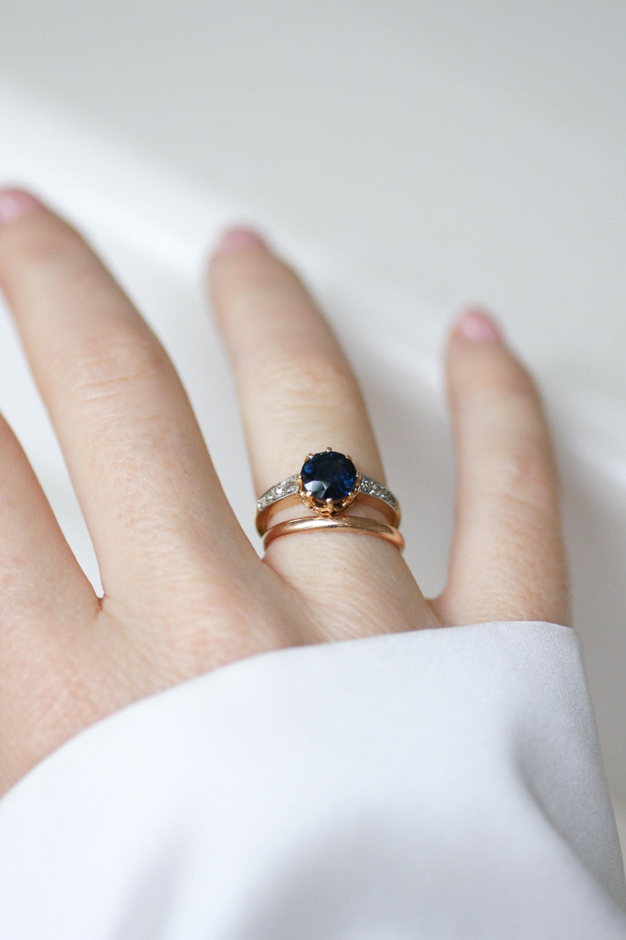 Bague Belle Epoque Saphir 1,50 Cts et Diamants sur Or Jaune et Platine