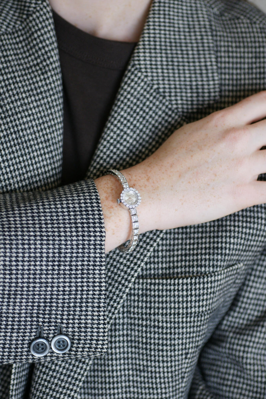 Montre Bracelet de Dame Astral Diamants 5,70 Cts sur Or Blanc Années 60