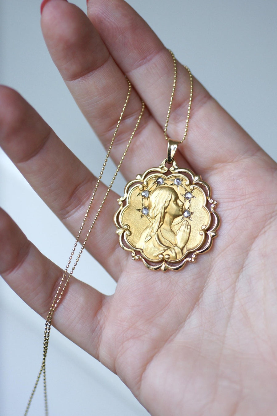 Médaille Vierge Marie Damants Or Jaune - Galerie Pénélope