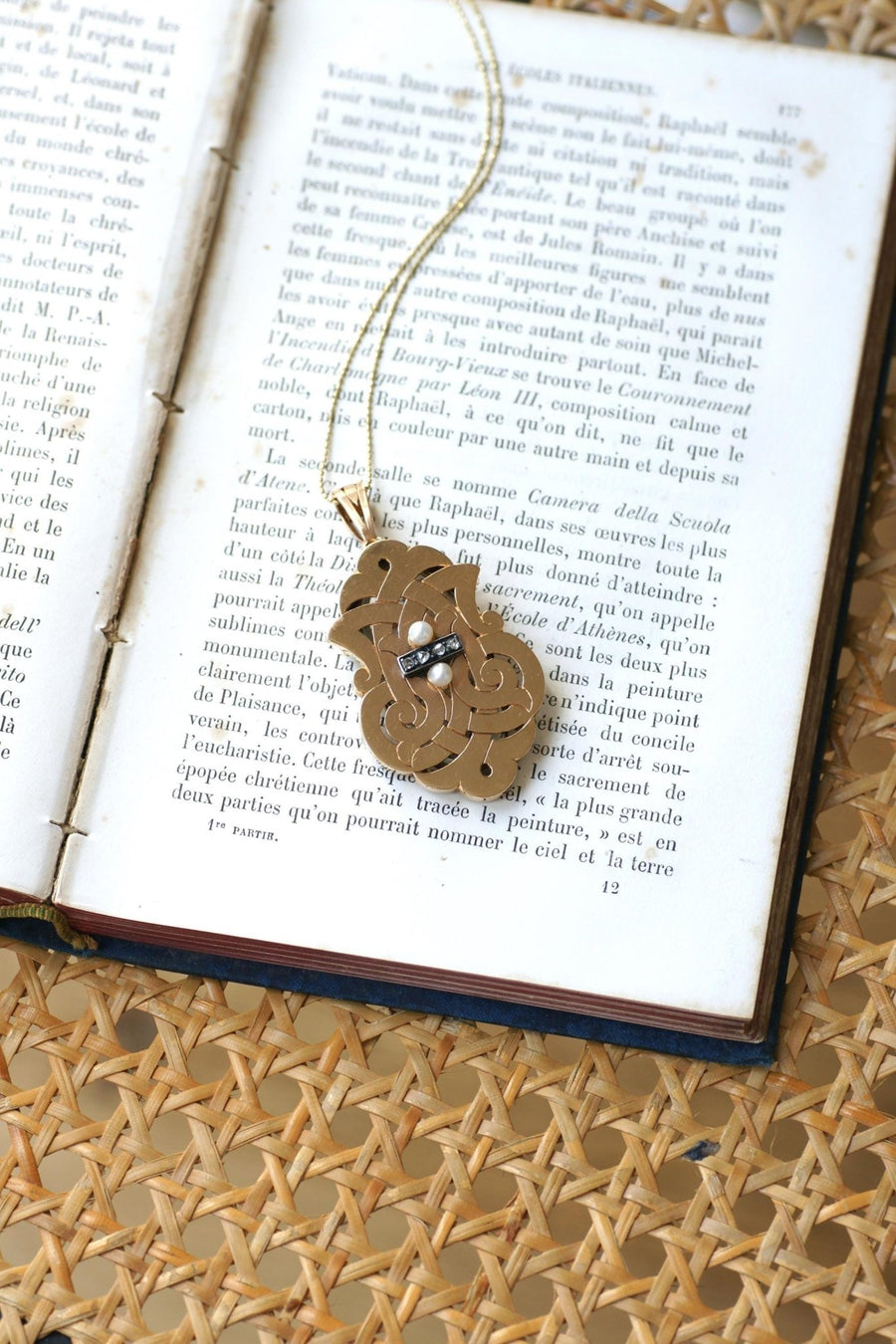 Médaillon Broche Arabesques Ancien Perles Fines et Diamants Or Rose - Galerie Pénélope