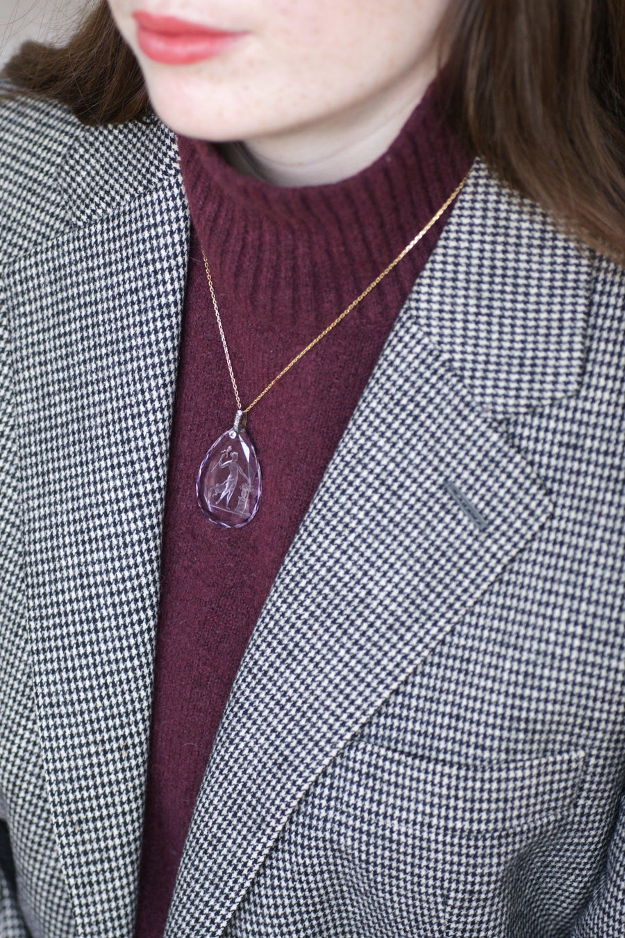 Pendentif Ancien Goutte Intaille Améthyste et Diamants - Galerie Pénélope