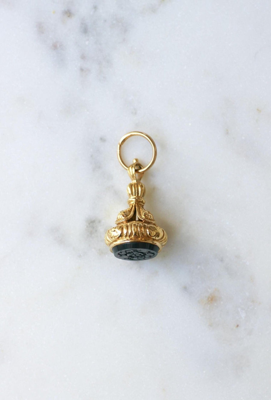 Pendentif Cachet Or Jaune et Jaspe Sanguin - Galerie Pénélope