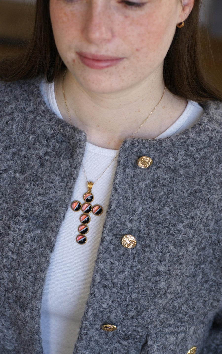 Pendentif Croix Cabochon d'Agate sur Or jaune - Galerie Pénélope