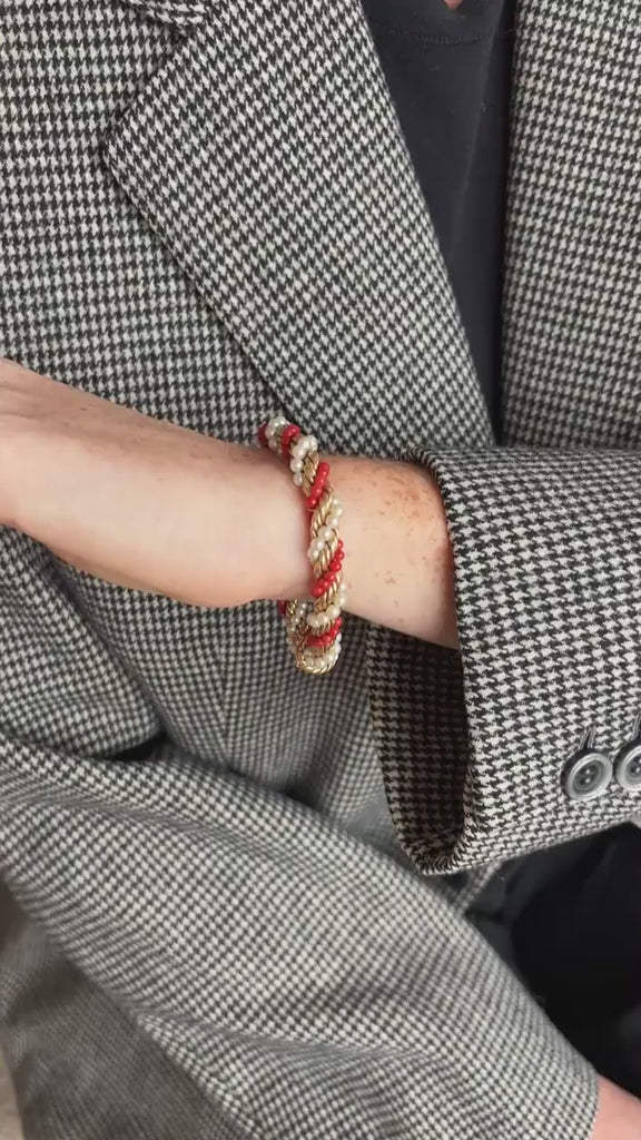 Bracelet Torsade Corail et Perle sur Or Jaune Années 60