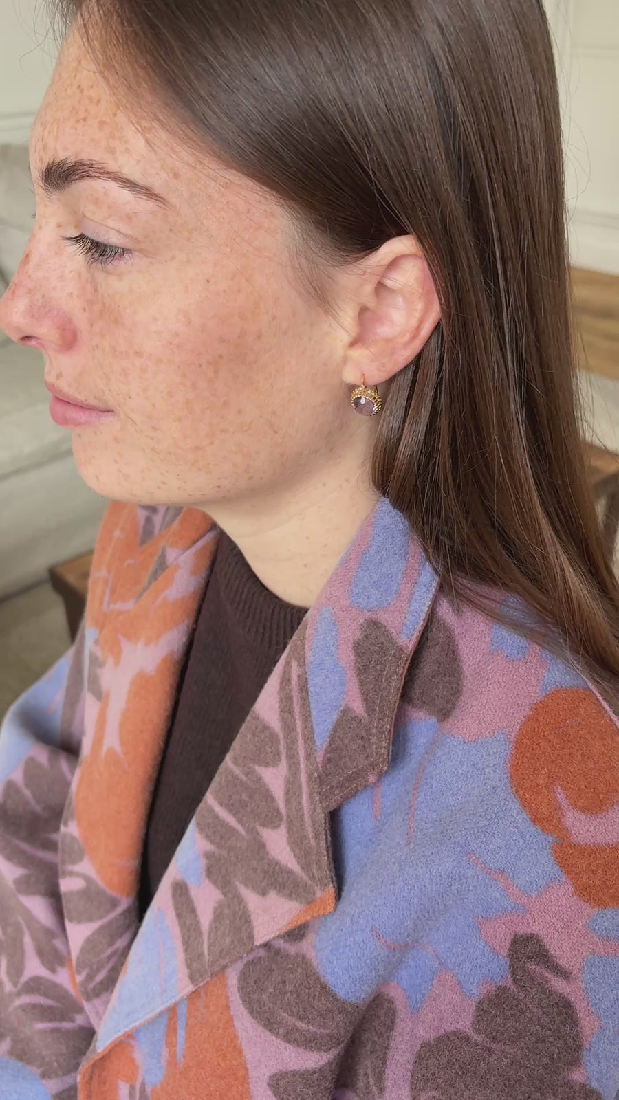 Boucles d'Oreilles Anciennes Améthystes et Diamants sur Or Jaune