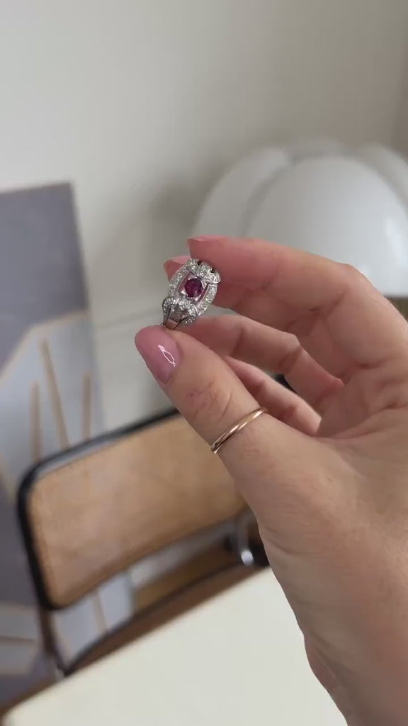 Bague Art Déco Rubis et Diamants sur Platine