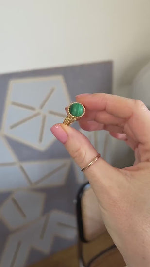 Bague Van Cleef & Arpels Perlée Couleurs Malachite sur Or Jaune T56