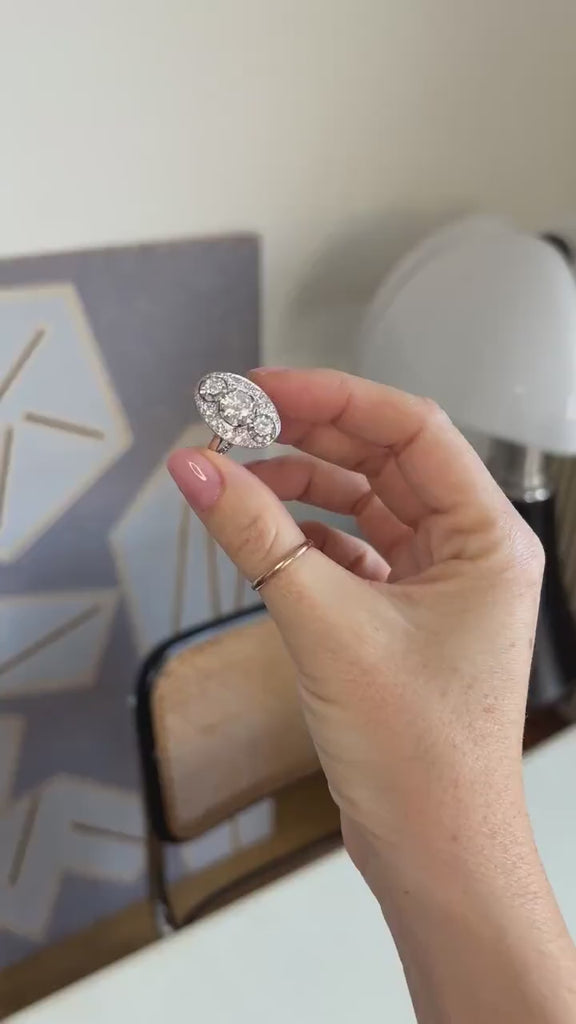 Bague Ovale Art Deco Diamants 2.10 Cts Platine & Or Blanc