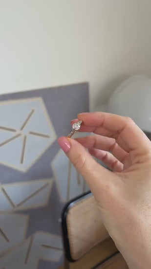 Bague Solitaire Diamant Taille Ancienne 1.10 Cts sur Or Rose et Platine