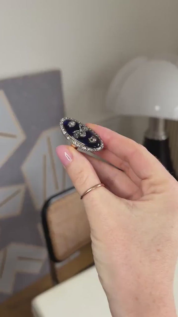 Bague Navette XVIIIe Siècle Diamants, Email Bleu, Or et Argent