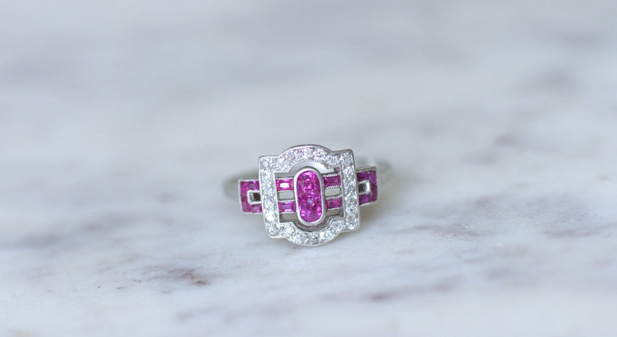 Bague Art Deco diamants et rubis calibrés - Galerie Pénélope