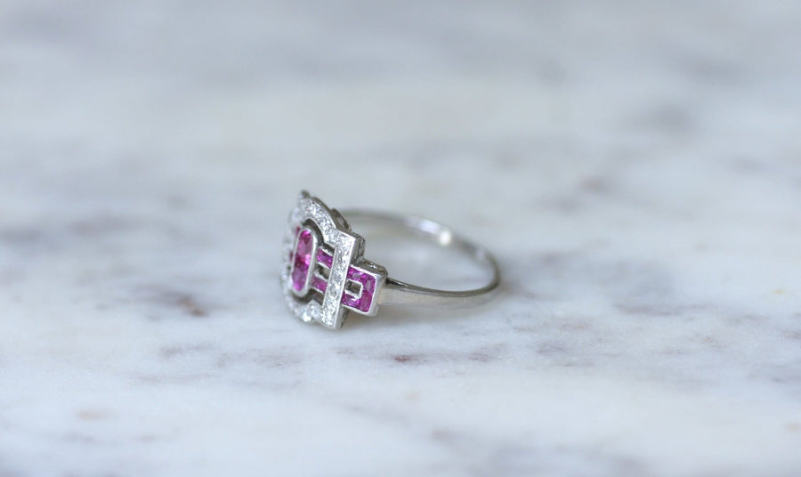 Bague Art Deco diamants et rubis calibrés - Galerie Pénélope