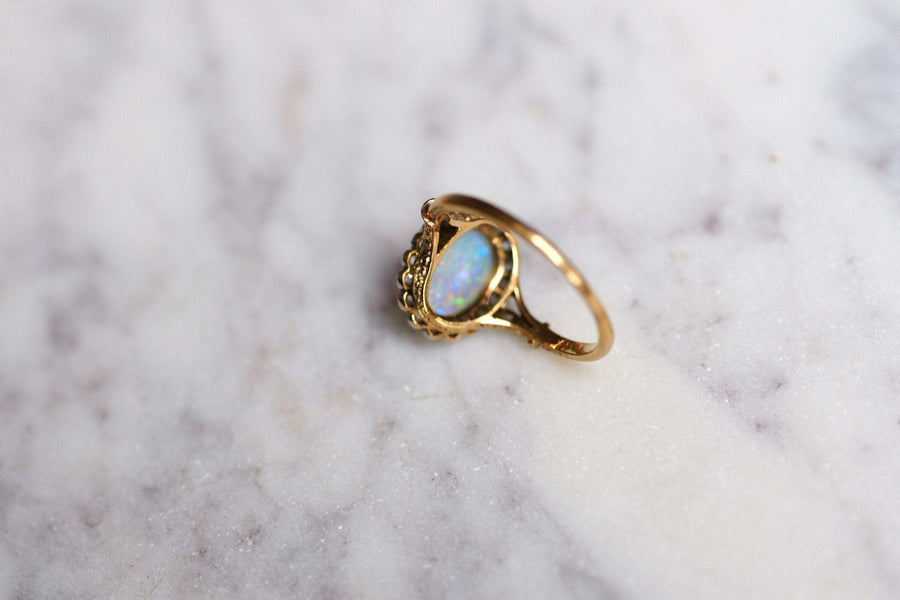 Bague Belle Epoque Pompadour opale et diamants sur or - Galerie Pénélope