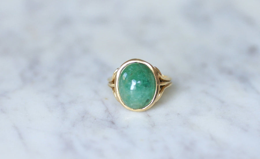 Bague cabochon d'émeraude sur or jaune - Galerie Pénélope