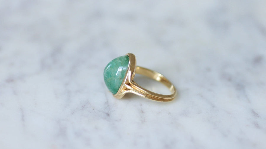 Bague cabochon d'émeraude sur or jaune - Galerie Pénélope