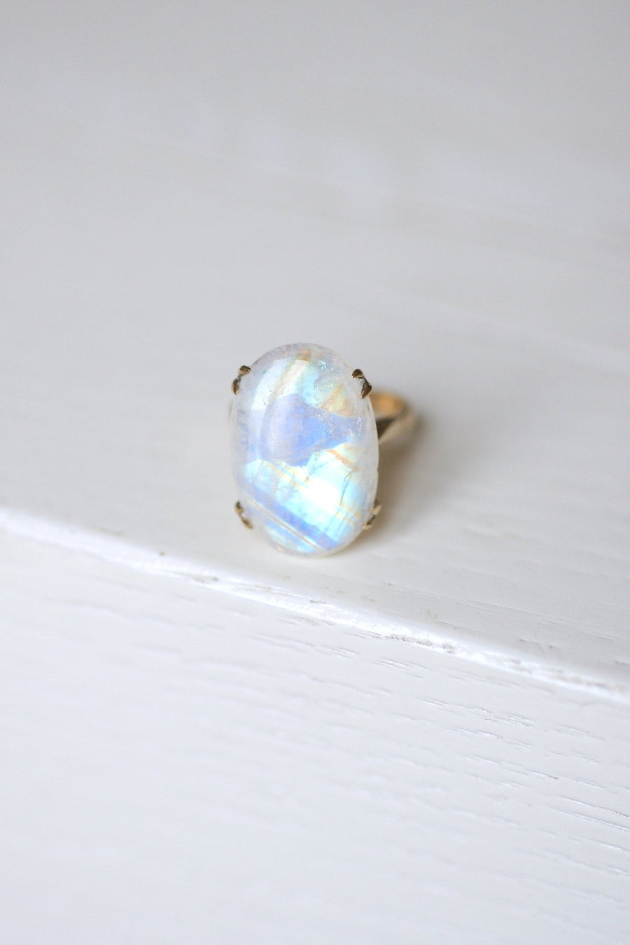 Bague de cocktail vintage labradorite sur or - Galerie Pénélope