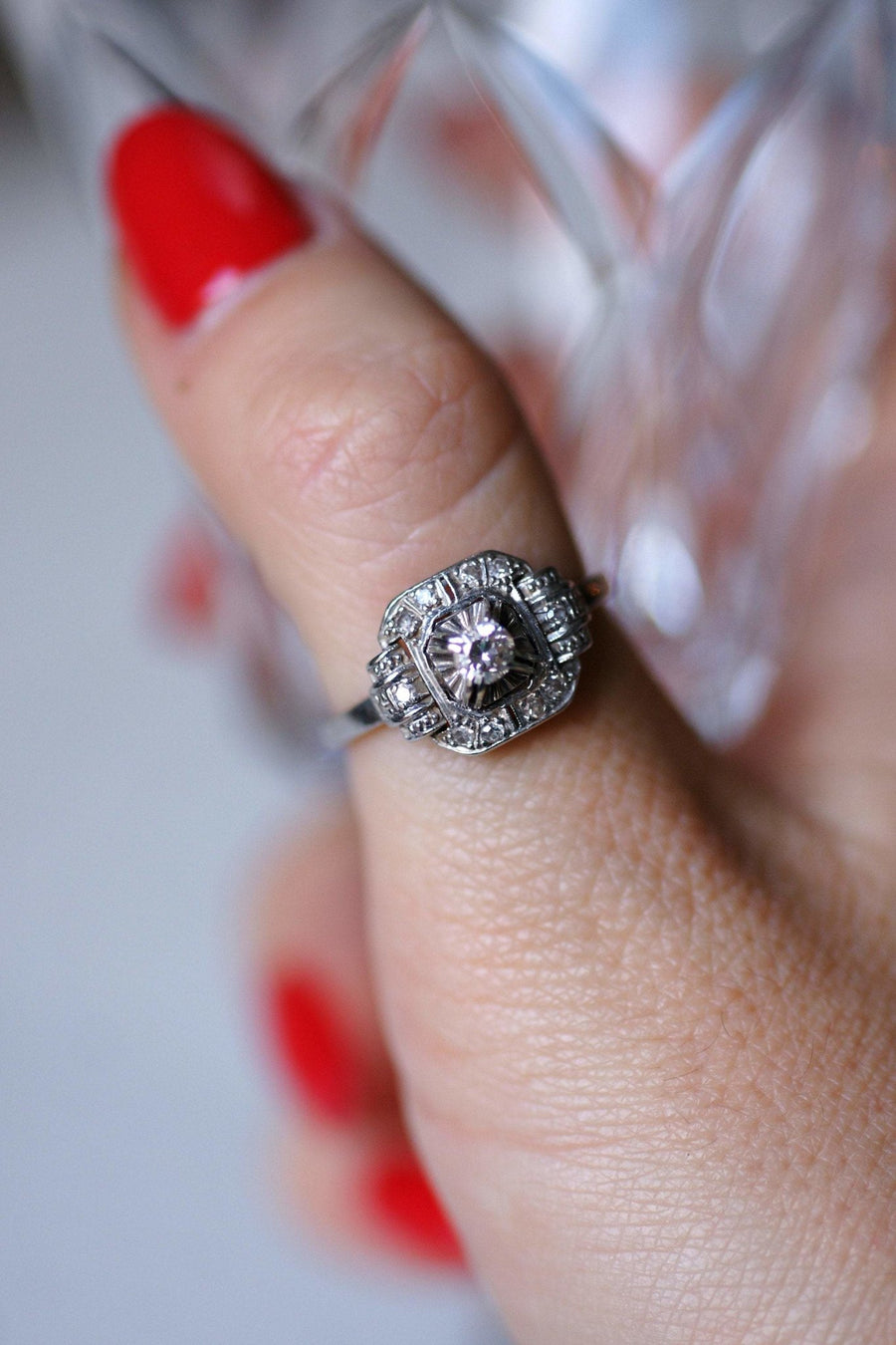 Bague de fiançailles Art Deco platine or blanc et diamants - Galerie Pénélope