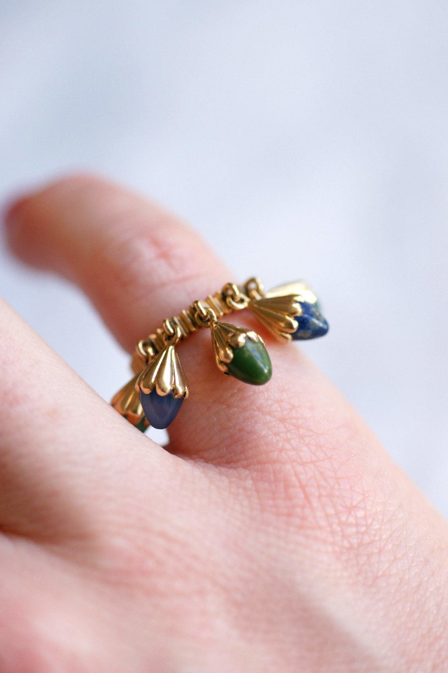Bague de petit doigt vintage en or et pampilles pierres de couleur - Galerie Pénélope