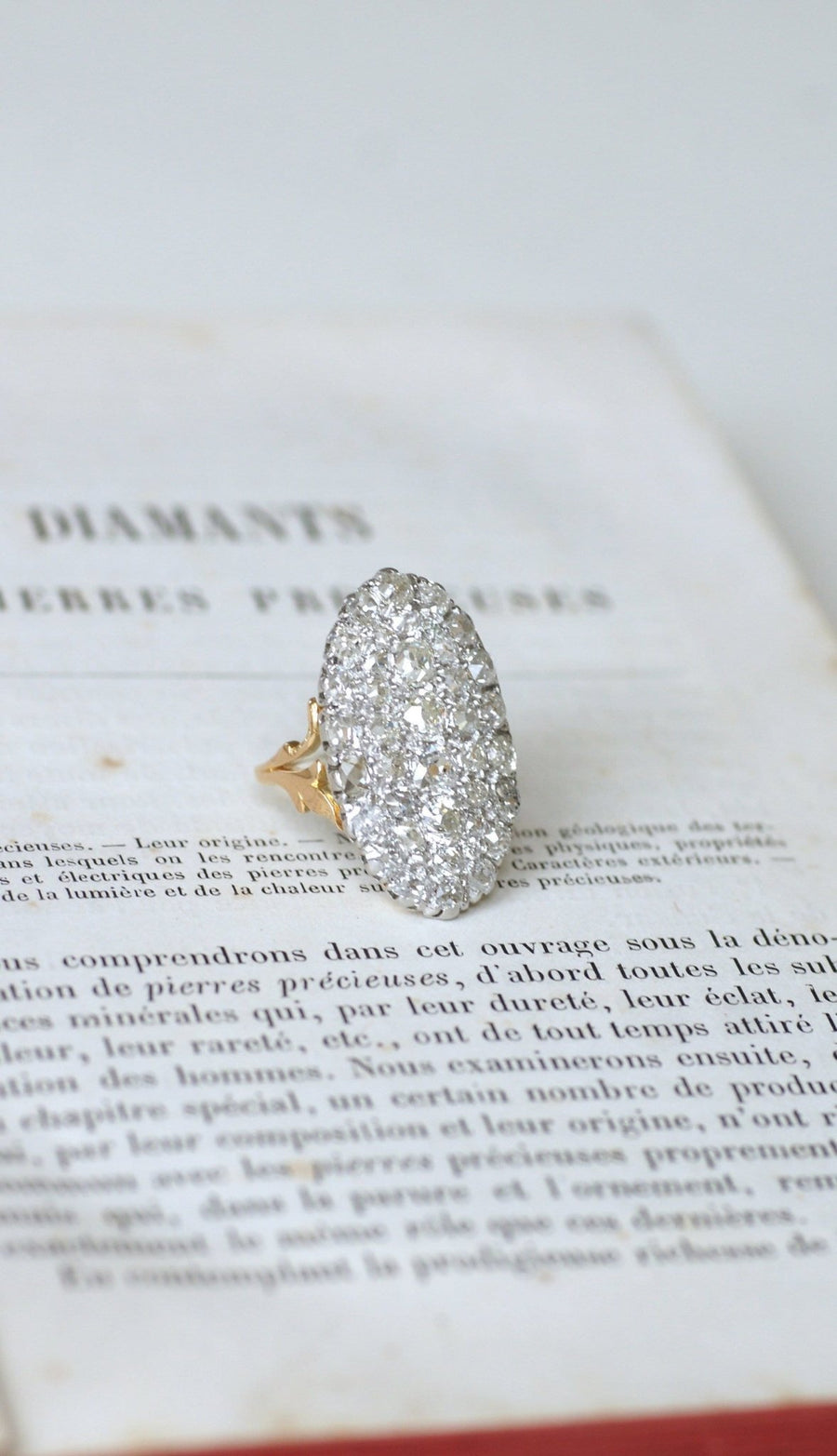 Bague Marquise ancienne diamants 4,75 Cts sur or et platine - Galerie Pénélope