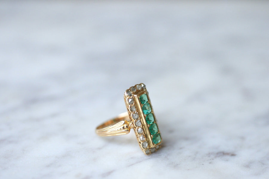 Bague marquise émeraude et diamants - Galerie Pénélope