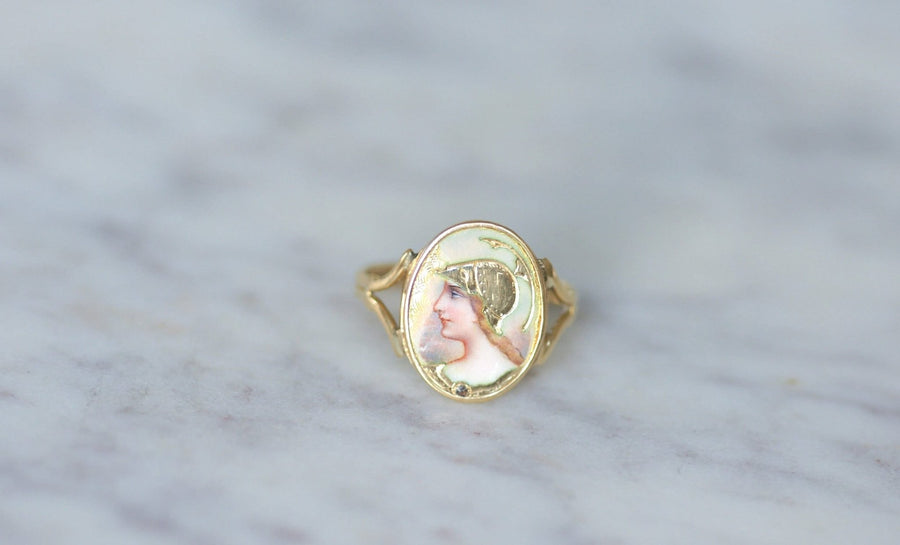 Bague portrait Athéna émail guilloché sur or - Galerie Pénélope