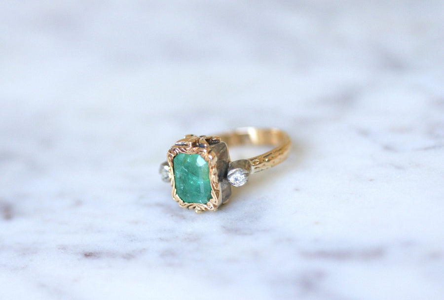 Bague style Victorien émeraude et diamants - Galerie Pénélope