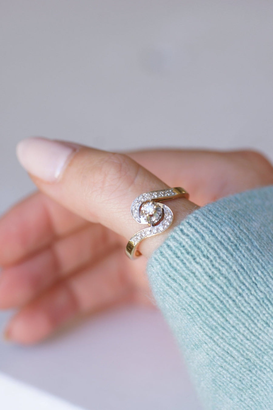 Bague Tourbillon deux ors et diamants - Galerie Pénélope