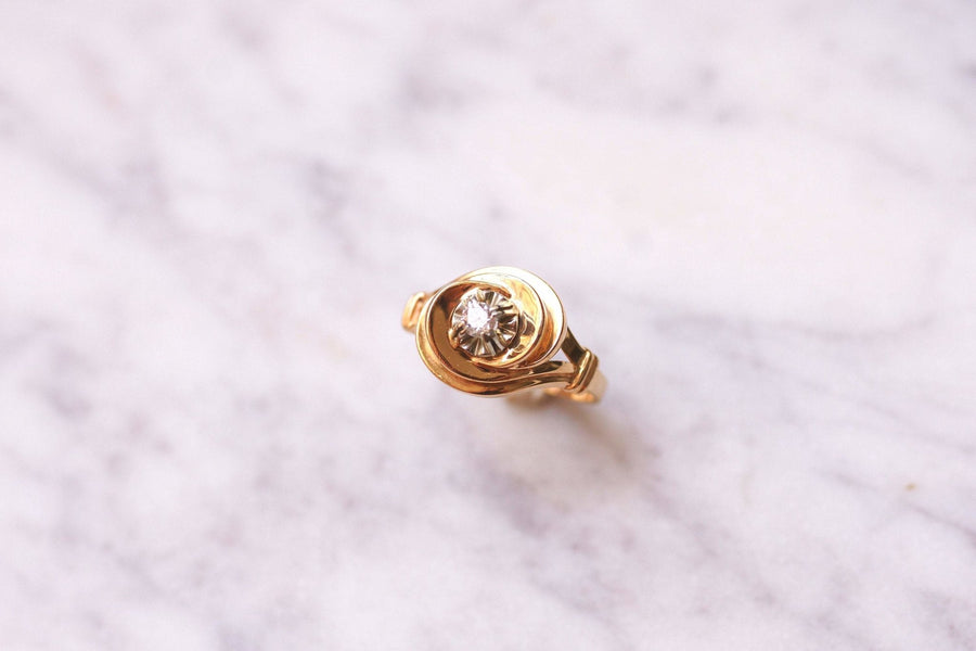 Bague tourbillon vintage en or rose et diamant - Galerie Pénélope