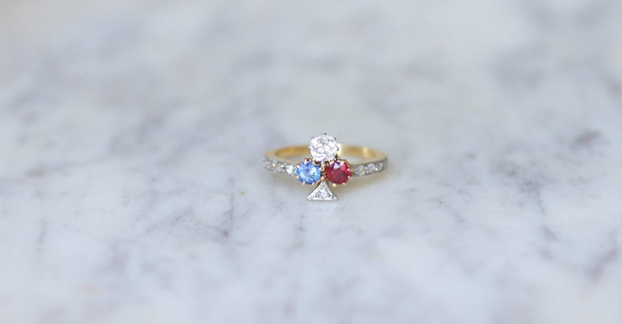 Bague trèfle, saphir, diamant, et rubis - Galerie Pénélope