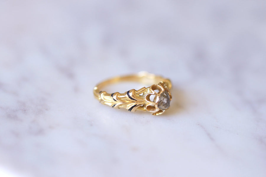 Bague Victorienne émaillée en or et diamant taille rose couronnée - Galerie Pénélope
