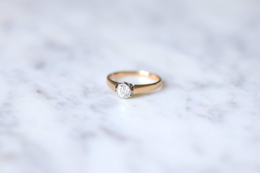 Bague solitaire ancien en or rose, platine, et diamant - Galerie Pénélope