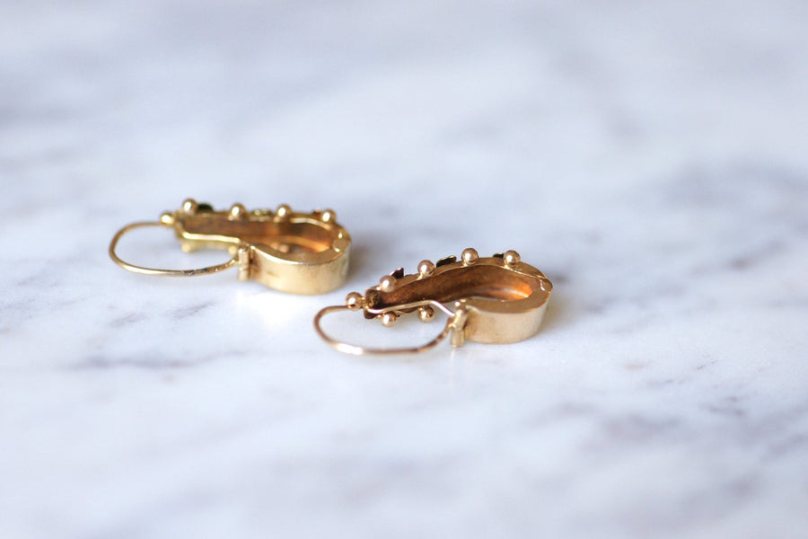 Boucles d'oreilles anciennes dormeuses poissardes en or et perles - Galerie Pénélope