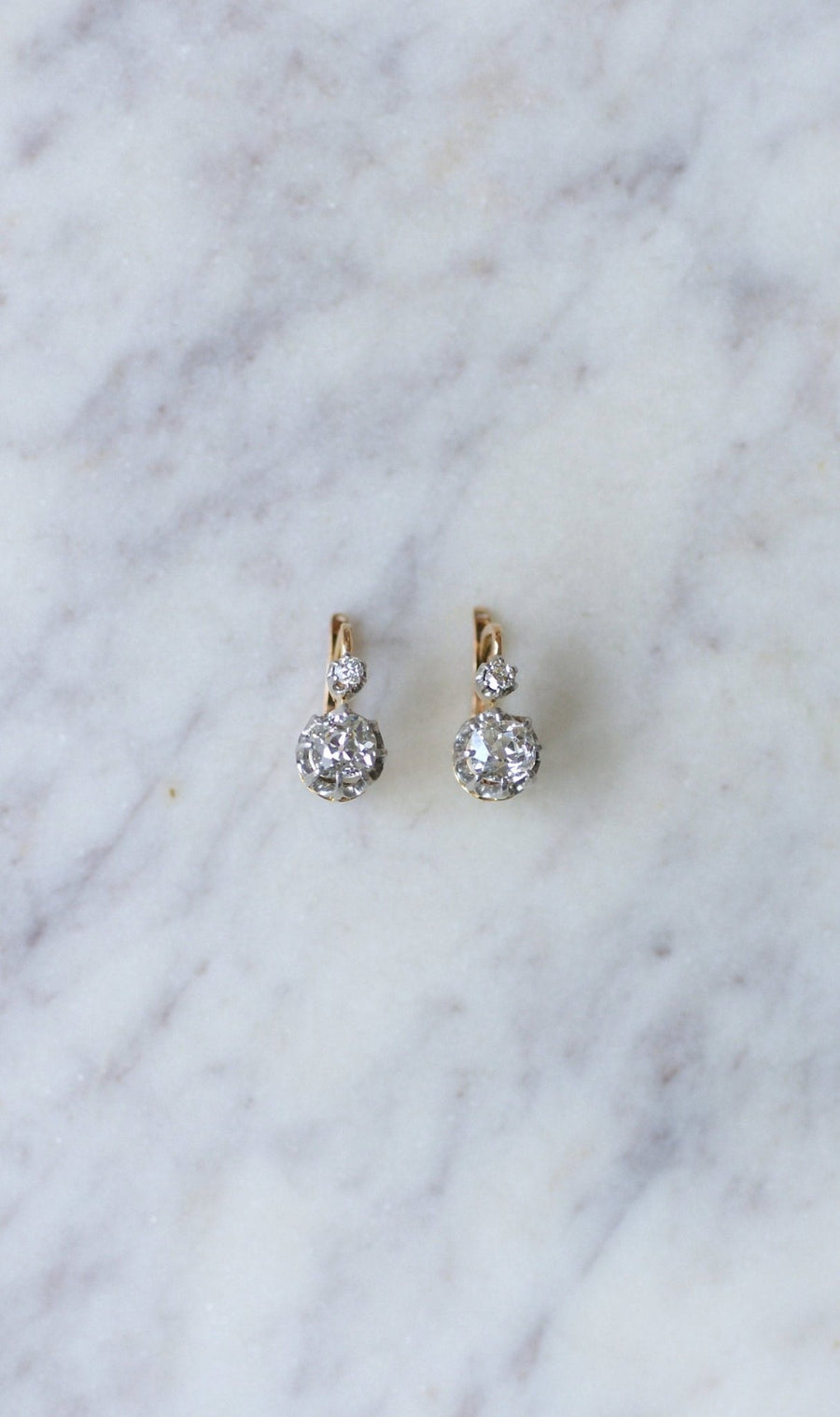 Boucles d'oreilles dormeuses anciennes diamants 1,10 Ct - Galerie Pénélope