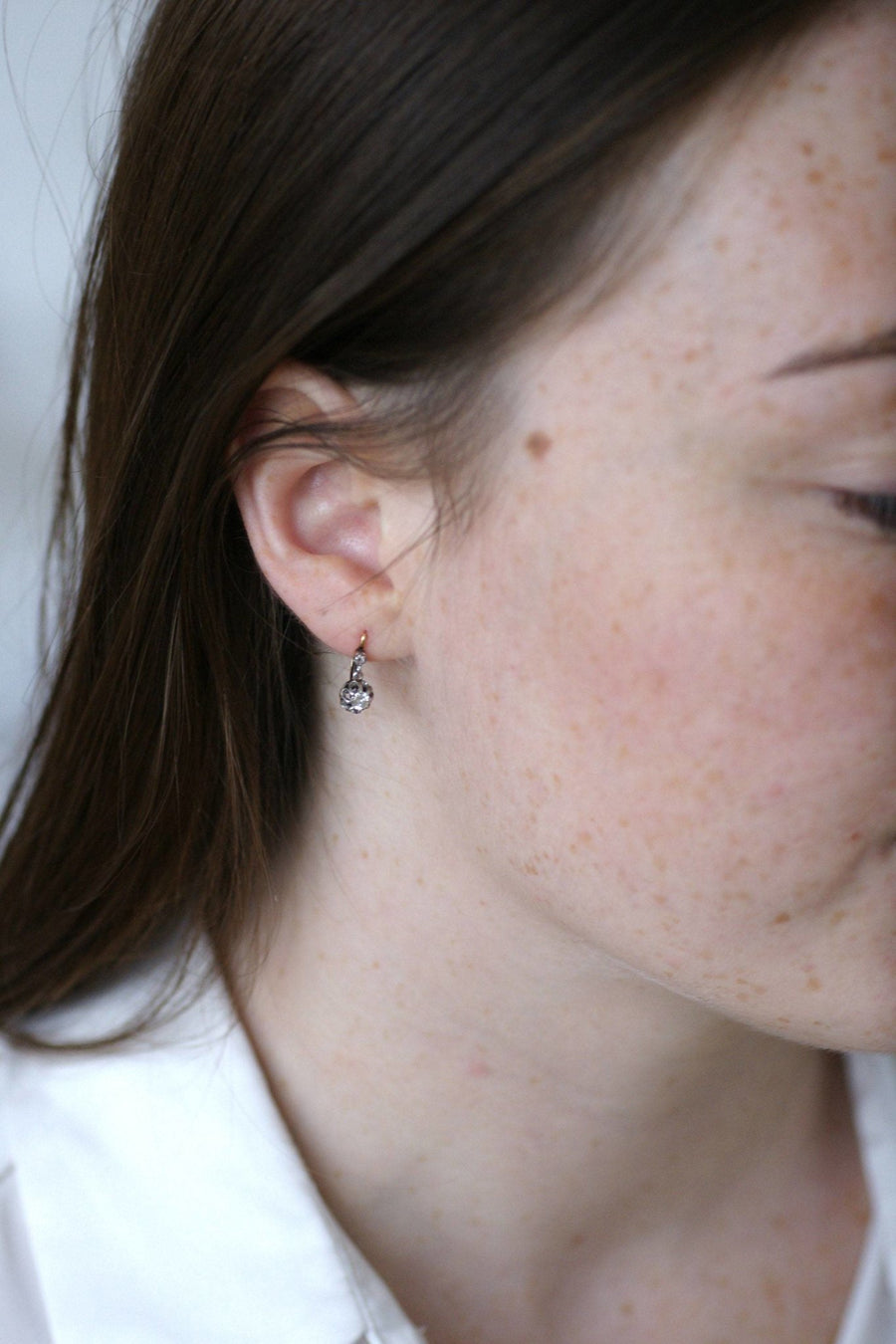 Boucles d'oreilles dormeuses diamants - Galerie Pénélope