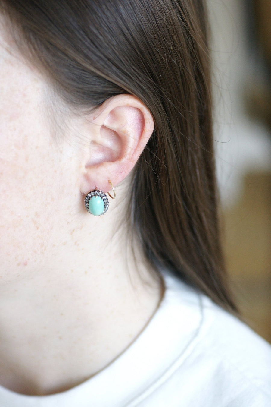 Boucles d'oreilles turquoises entourage diamants - Galerie Pénélope