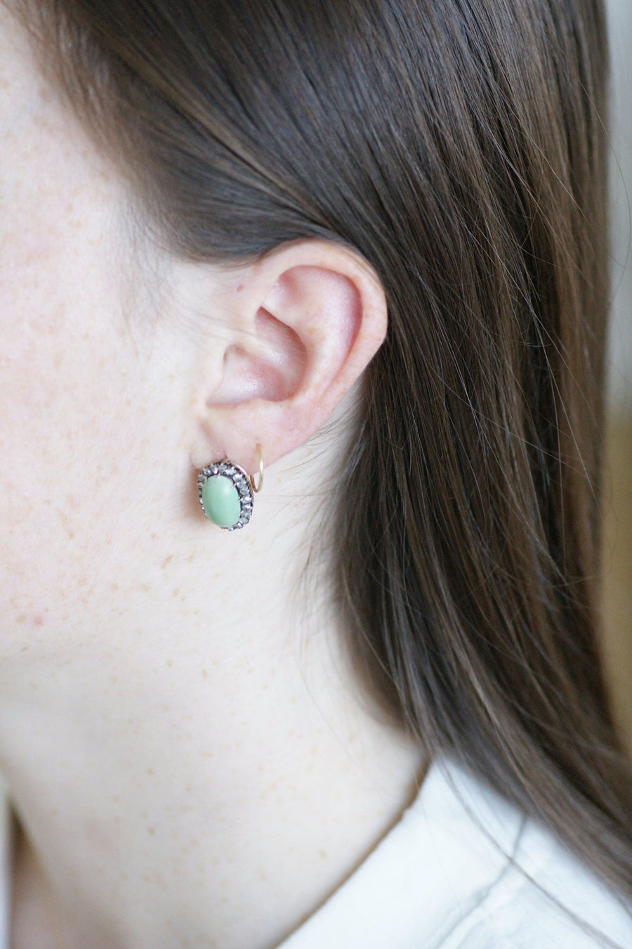Boucles d'oreilles turquoises entourage diamants - Galerie Pénélope