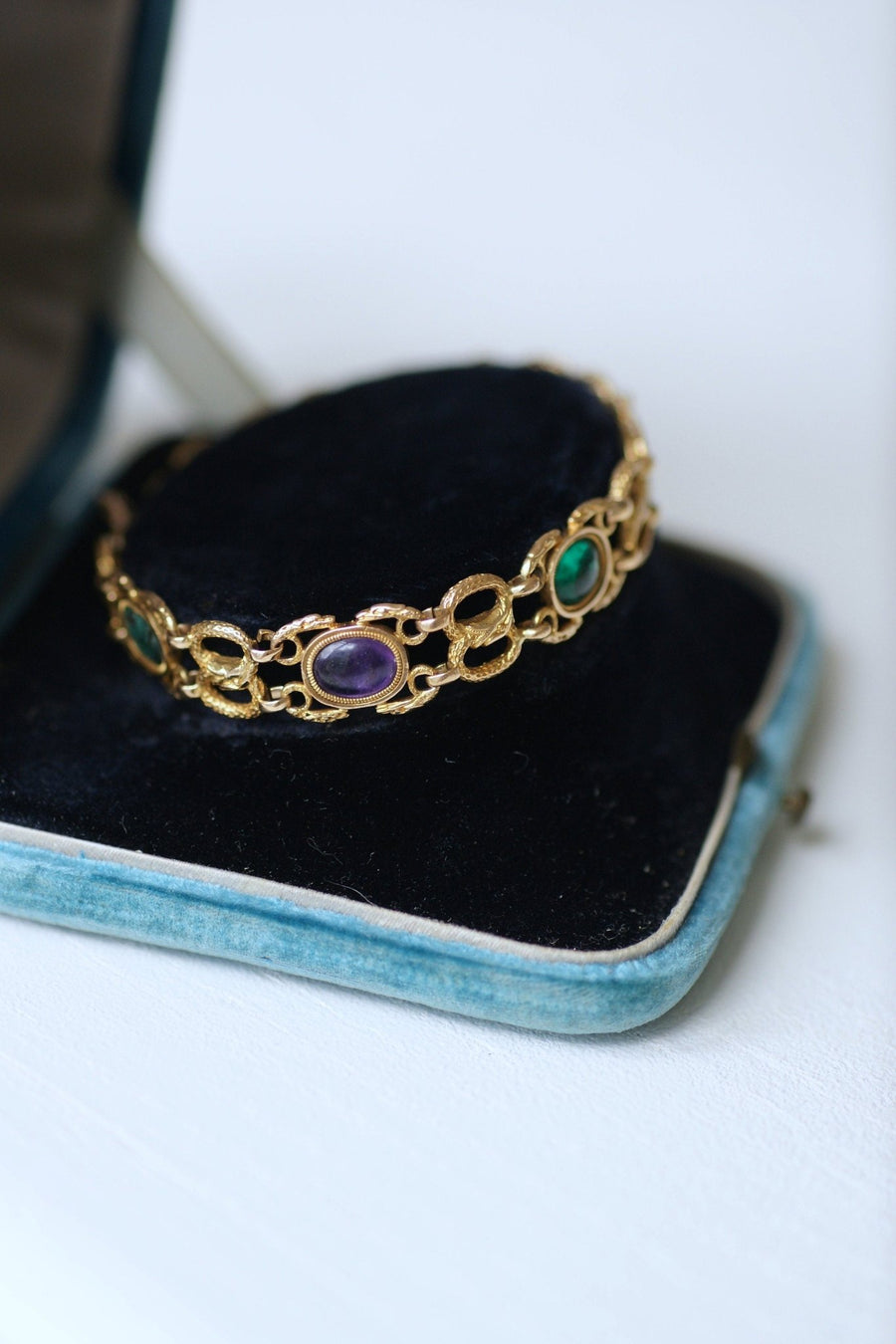 Bracelet ancien acrostiche, malachite, améthyste, émeraude, turquoise - Galerie Pénélope