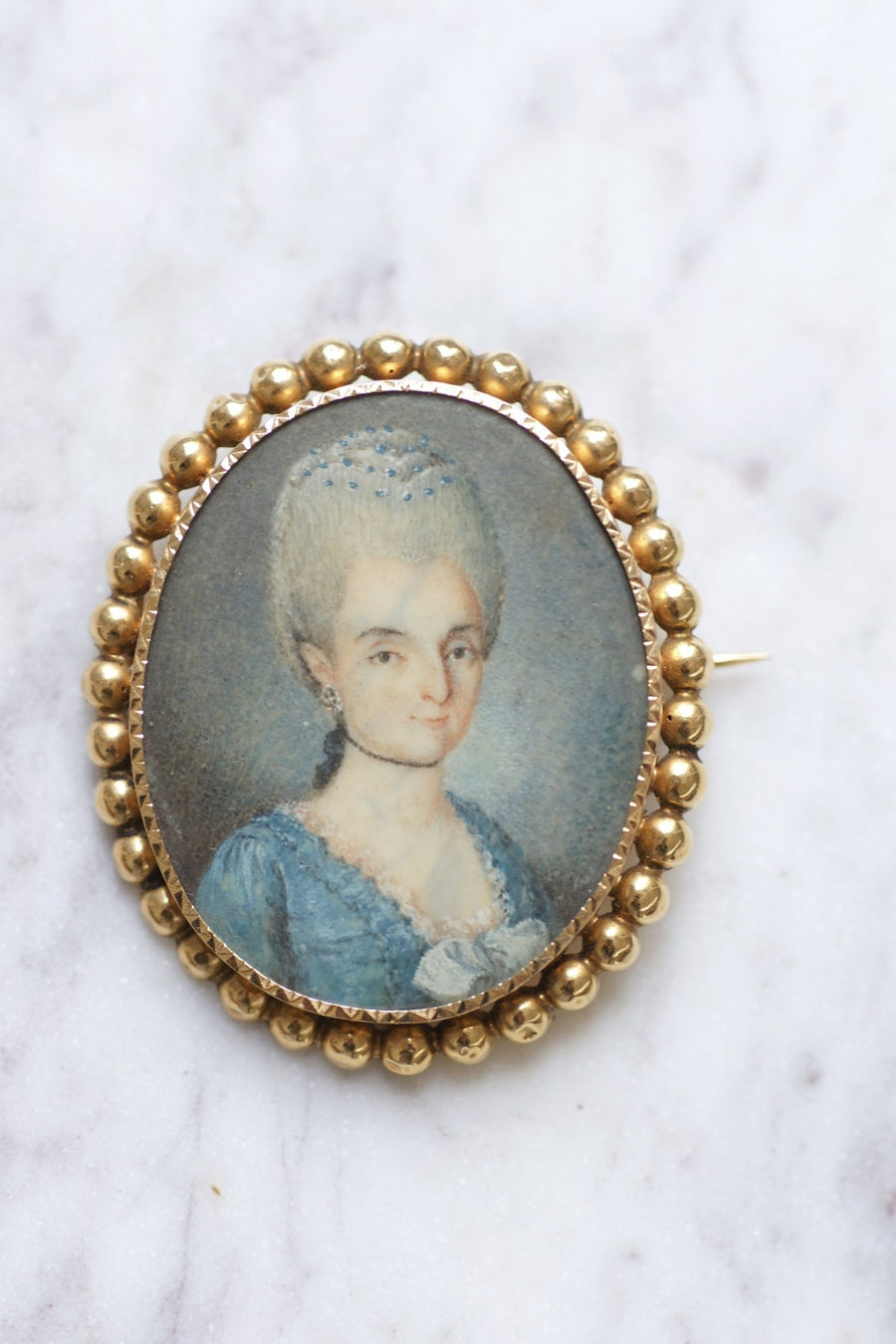 Broche ancienne en or et portrait miniature - Galerie Pénélope