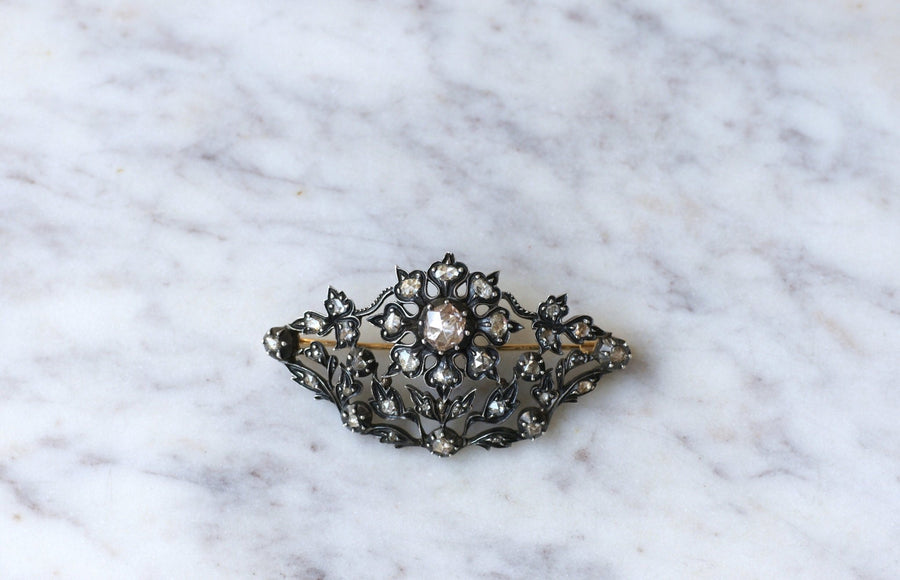 Broche ancienne fleur diamants - Galerie Pénélope