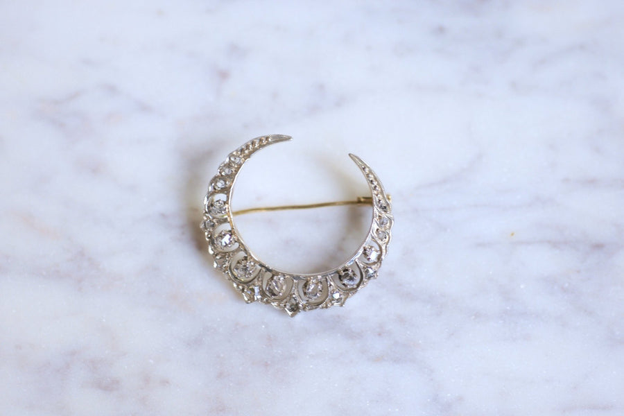 Broche croissant de lune ancienne or et diamants - Galerie Pénélope