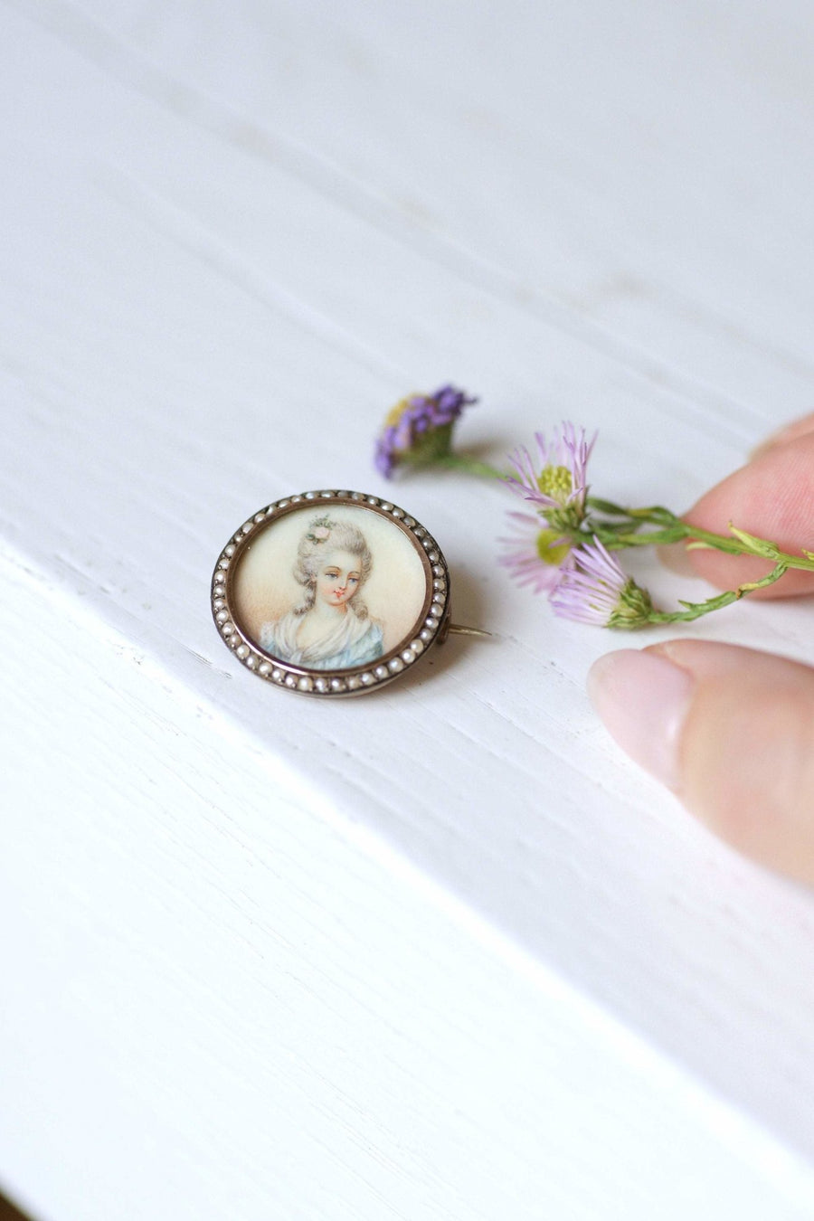 Broche Victorienne ancienne miniature entourage perles, vermeil - Galerie Pénélope