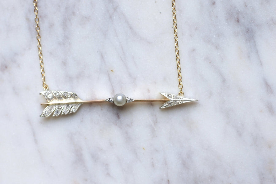 Collier pendentif ancien flèche diamant et perle fine - Galerie Pénélope