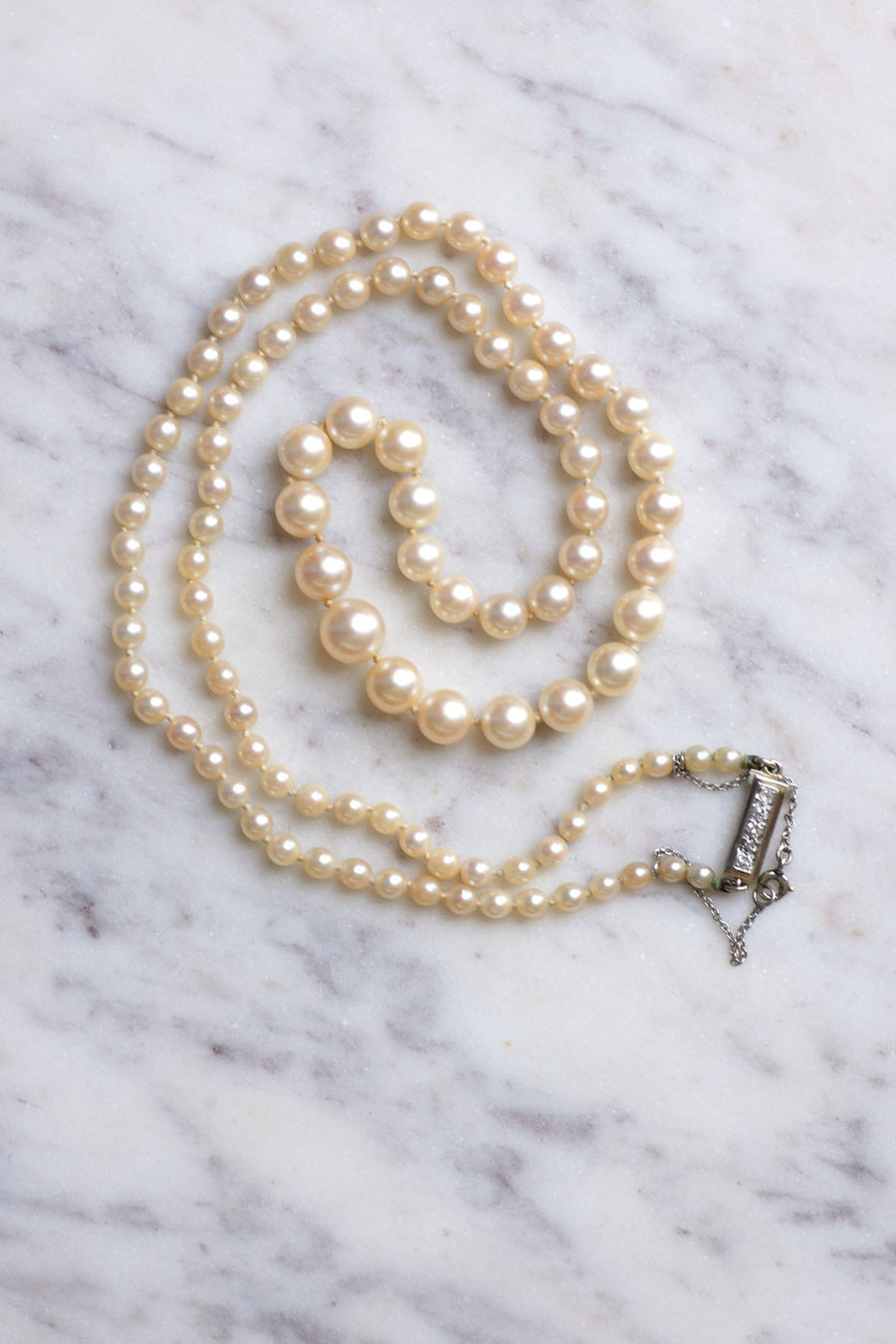 Chanel Collier de perles Vintage Doré ref.37182 - Joli Closet Chanel Collier de perles Vintage Doré ref.37182 - Joli Closet