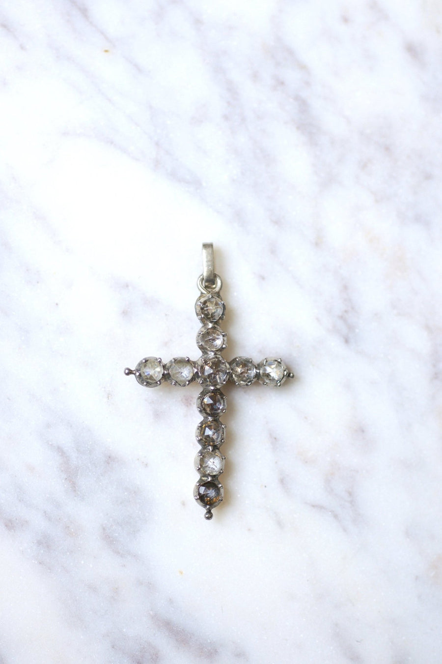 Croix ancienne en argent, vermeil, et strass, XVIIIe Siècle - Galerie Pénélope
