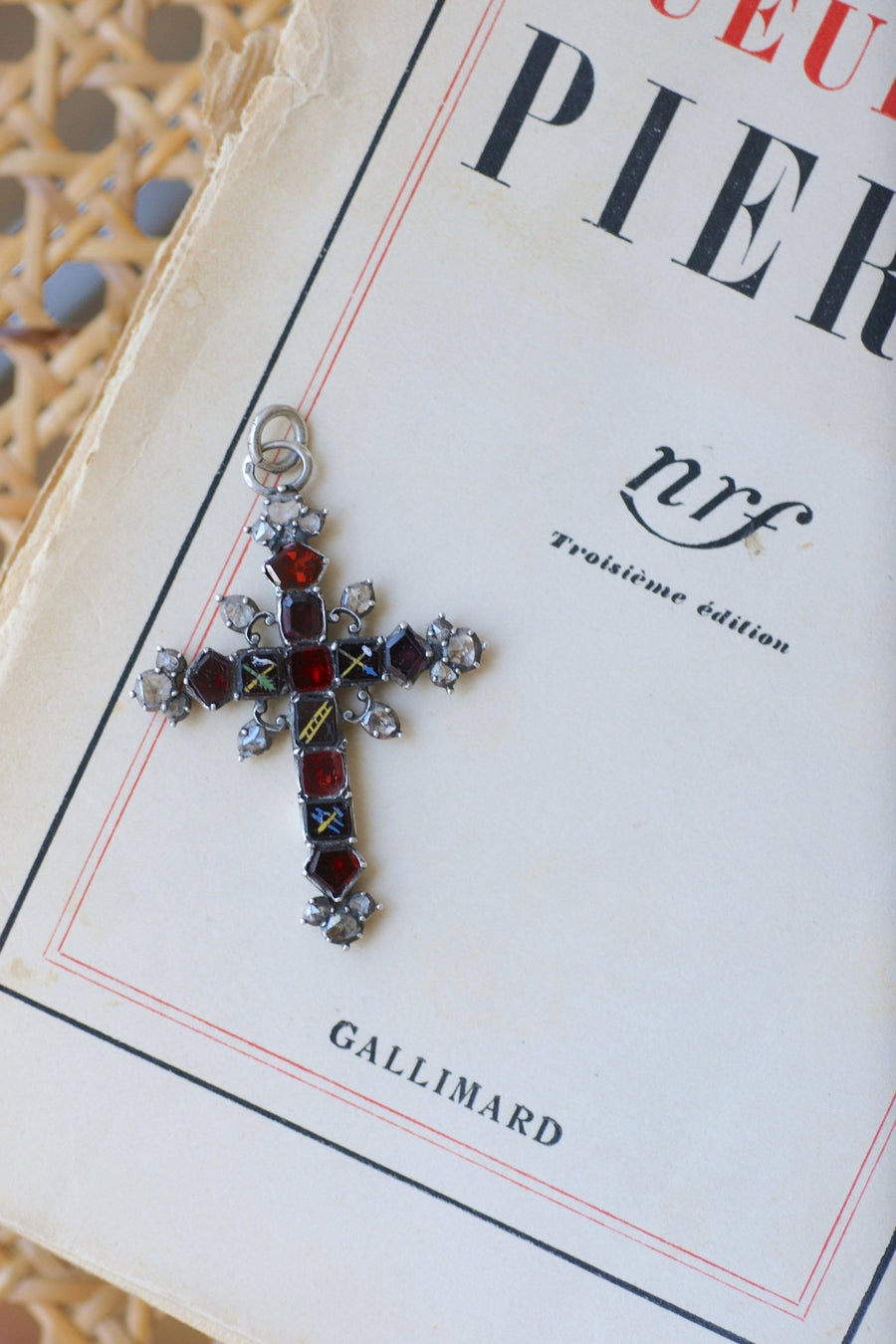 Croix ancienne Franc-maçonne diamants et Grenats sur argent - Galerie Pénélope