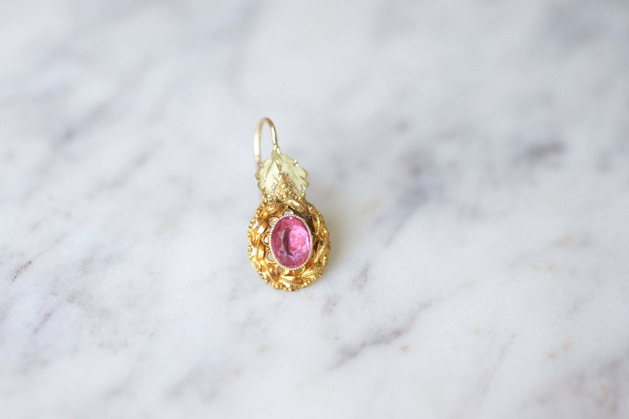 Mono boucle d'oreille ancienne or et pierre rose - Galerie Pénélope