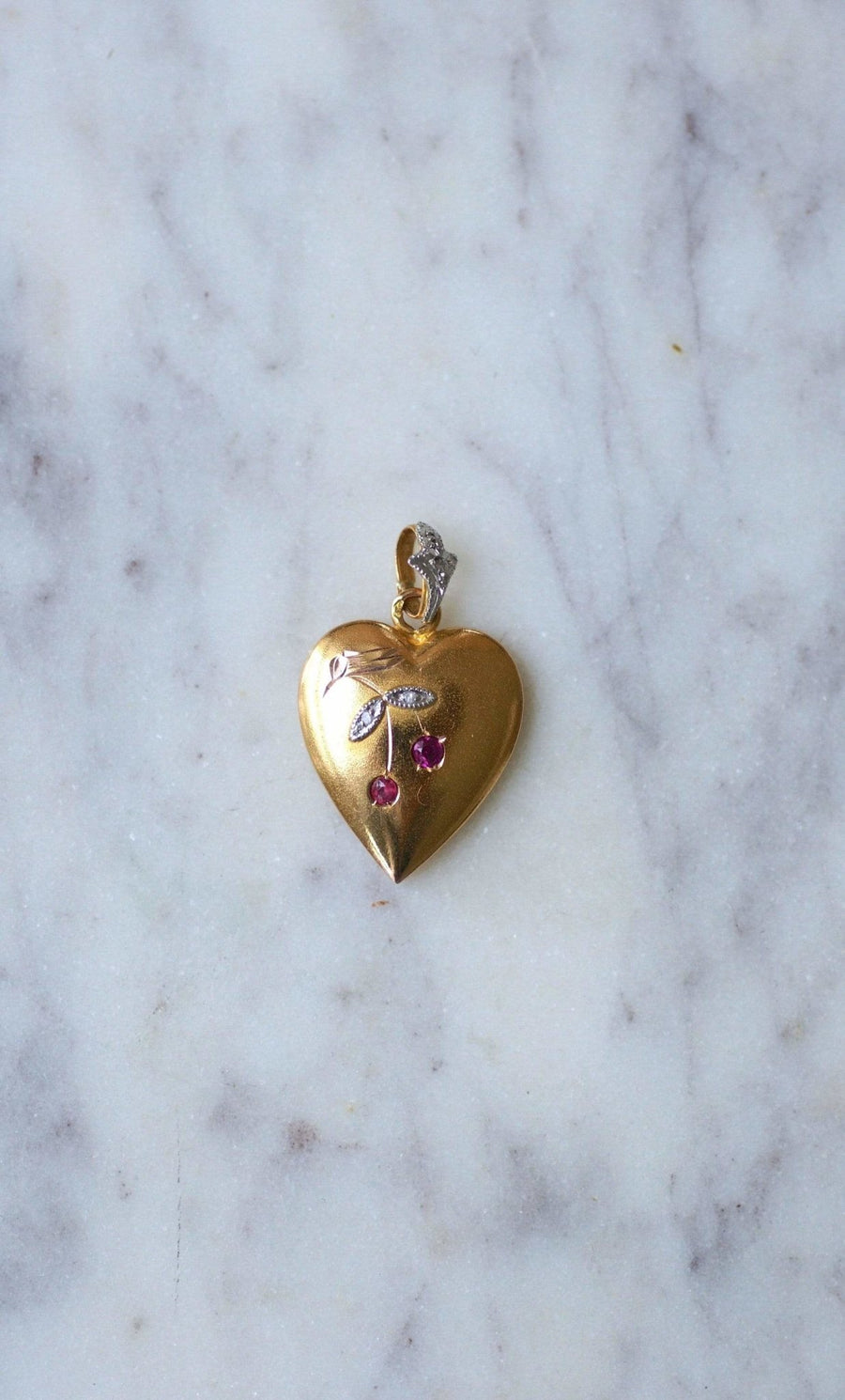 Pendentif cœur et cerise en or - Galerie Pénélope