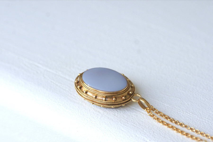 Pendentif médaillon or et agate - Galerie Pénélope