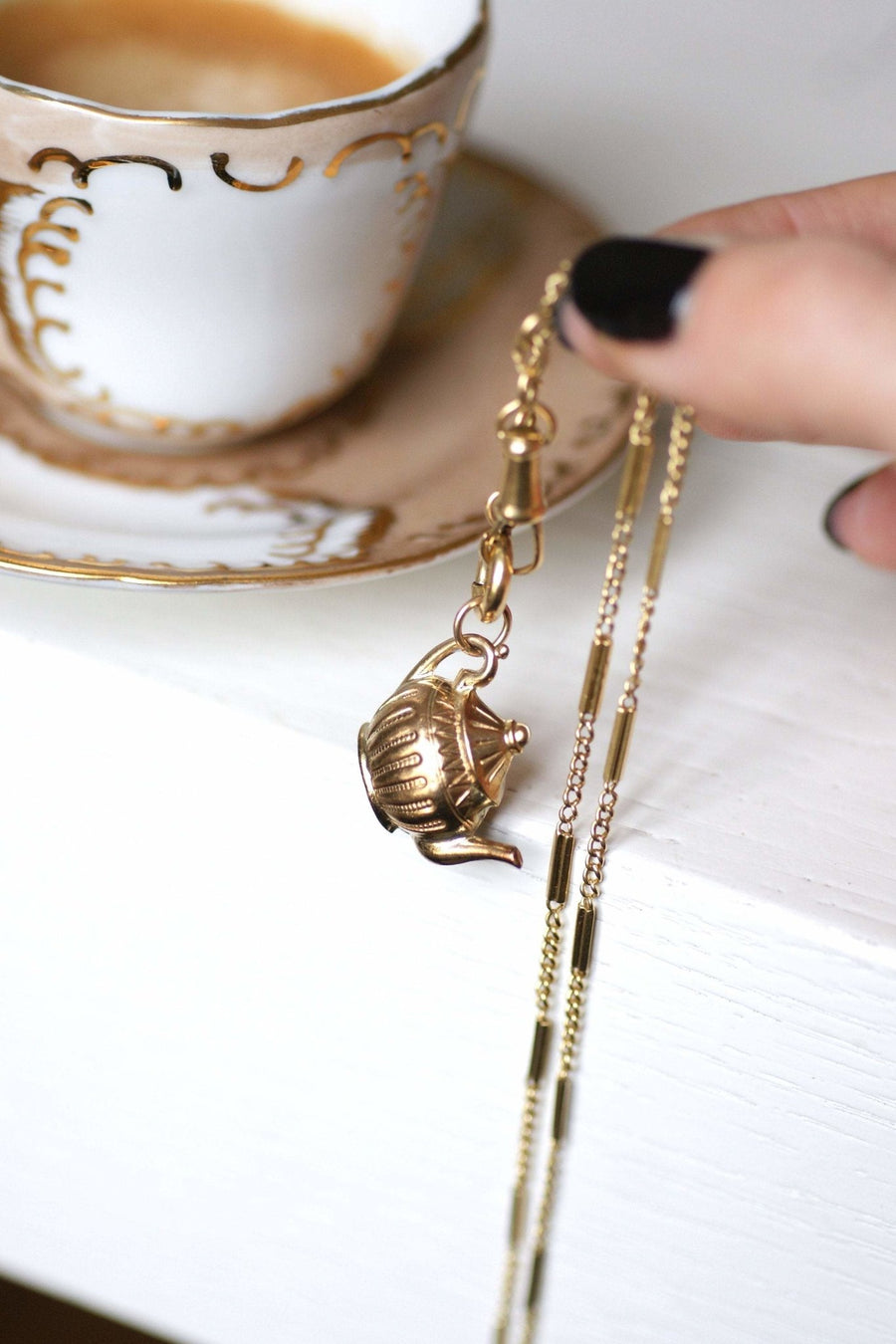 Pendentif vintage théière en or jaune - Galerie Pénélope